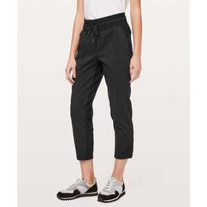 Lululemon Dance Studio Crop Pants Black Lightweight Activewear Stretch Size 4